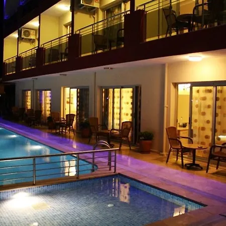 Firat Mert 3* Çeşme