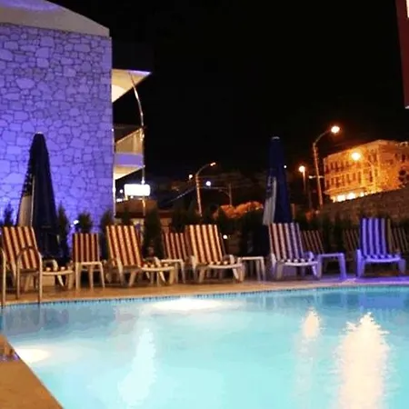 Firat Mert Hotel Çeşme
