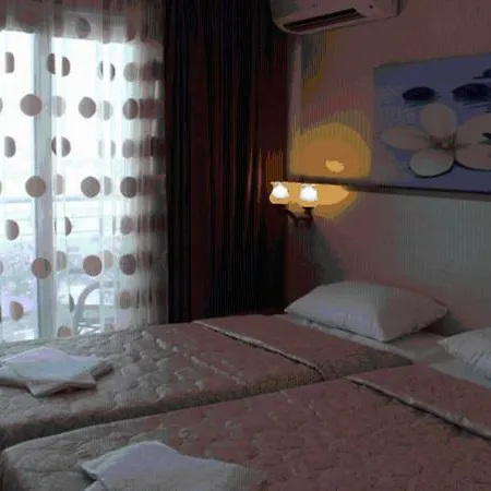 Firat Mert Otel Çeşme