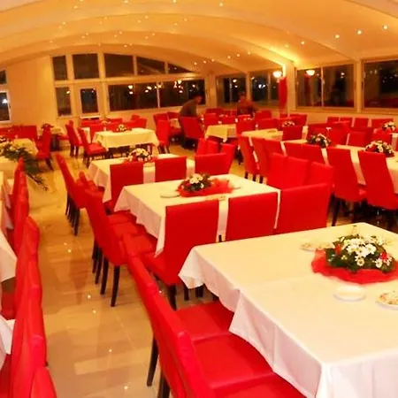 Firat Mert Otel Çeşme