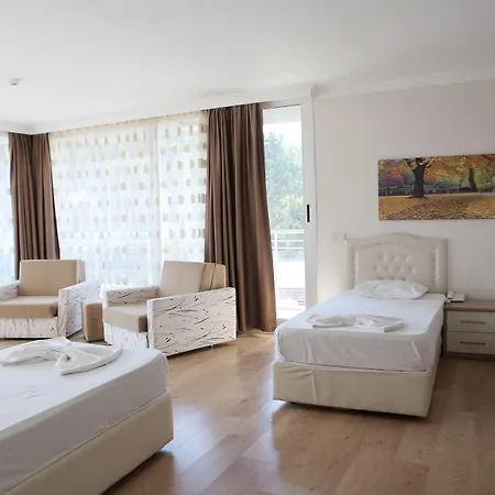 Hotell Firat Mert Çeşme