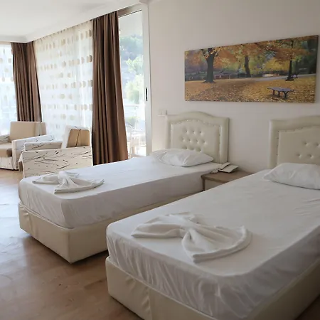 Firat Mert Hotell 3*