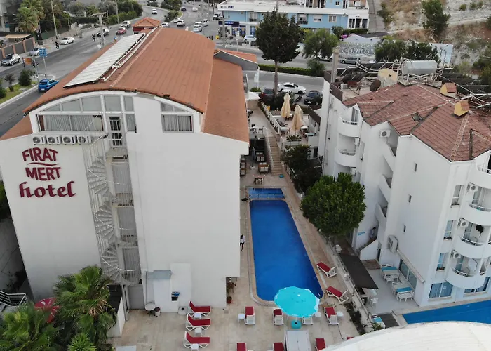 Hotel Firat Mert Çeşme