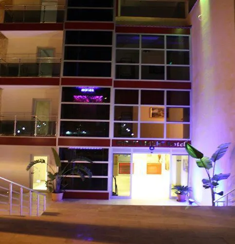 Firat Mert Hotel Çeşme